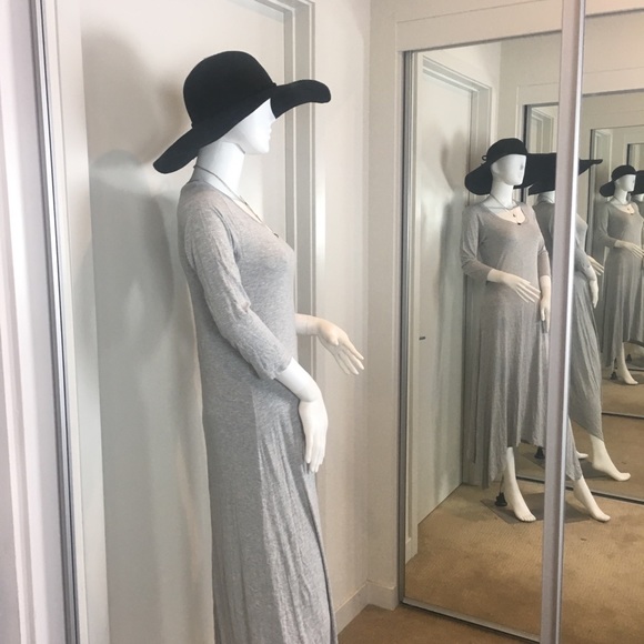 Stylemint gray handkerchief hem maxi dress - Picture 5 of 5